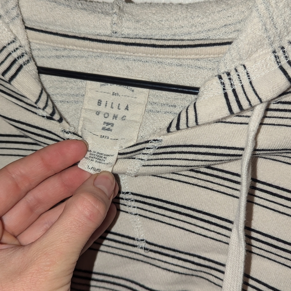 Billabong‎ striped sweatshirt - Picture 3 of 3